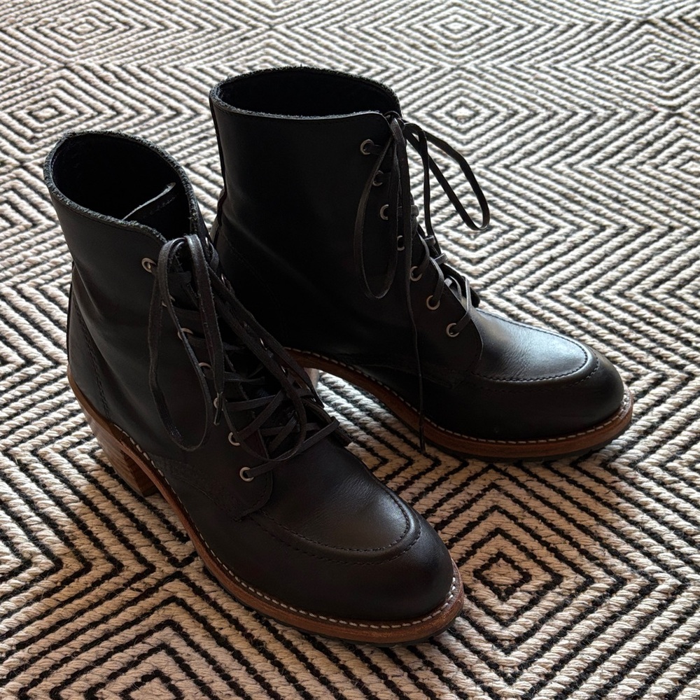 Women’s Red Wing Clara Heeled Leather Boot Sz 7